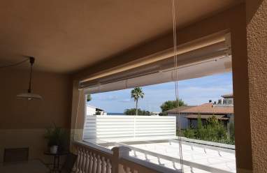 Altafulla: estilo y sombra con toldos cofre